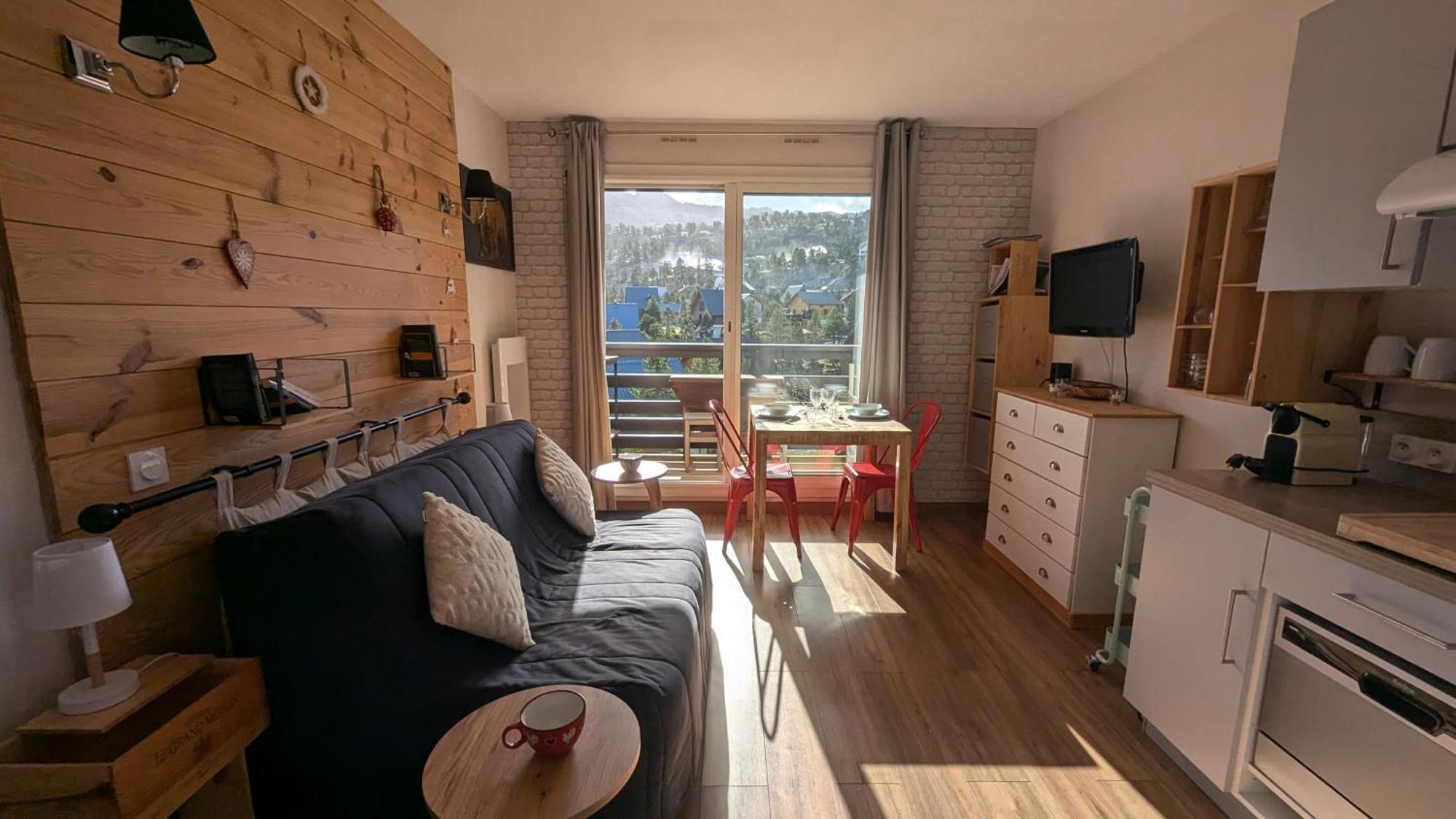 Studio Loubat Pyrenee, Menage Inclus Arette Exterior photo